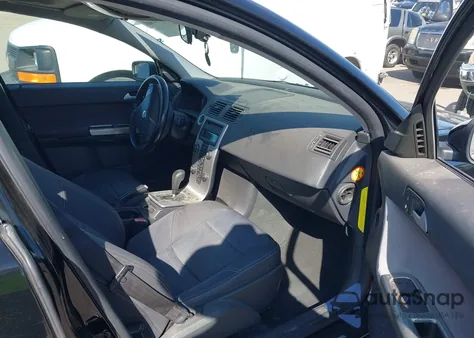 2004 Volvo S40 T5 from USA, damaged, VIN YV1MS682842021560